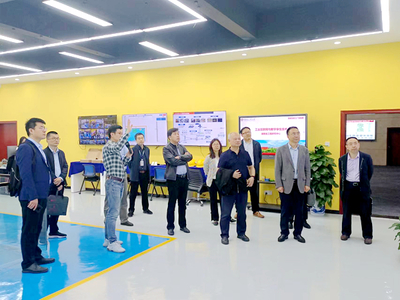 數(shù)字文創(chuàng)賦能，共筑湘江實驗室新篇章——何繼善、范國濱院士一行蒞臨我校共商發(fā)展大計